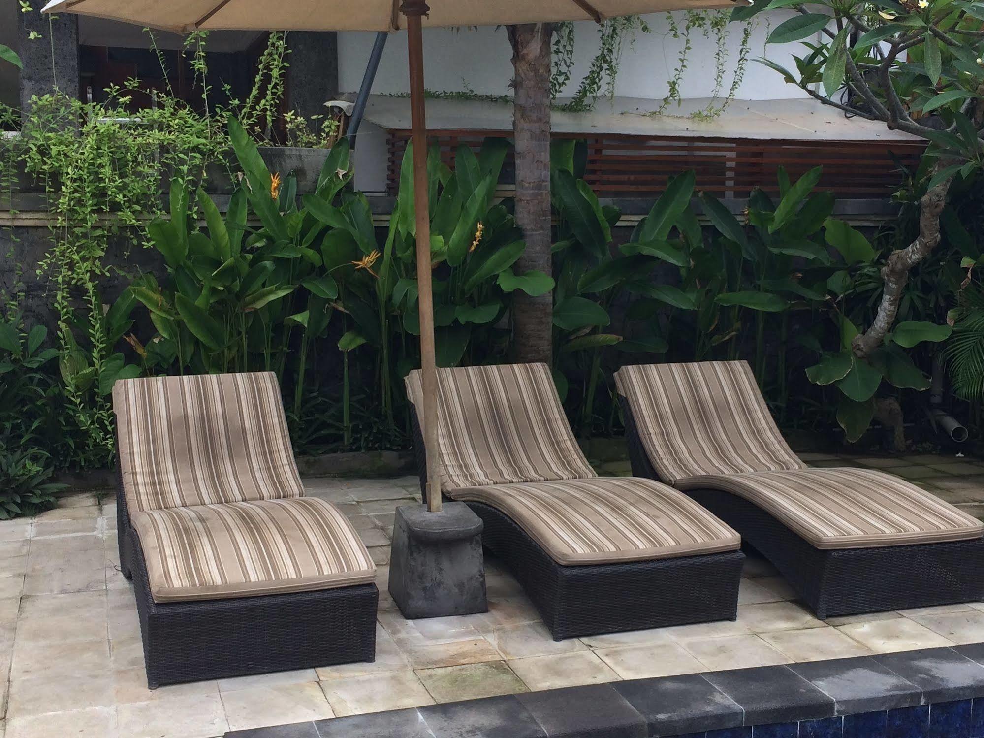 D'Camel Hotel Lembongan Exteriör bild