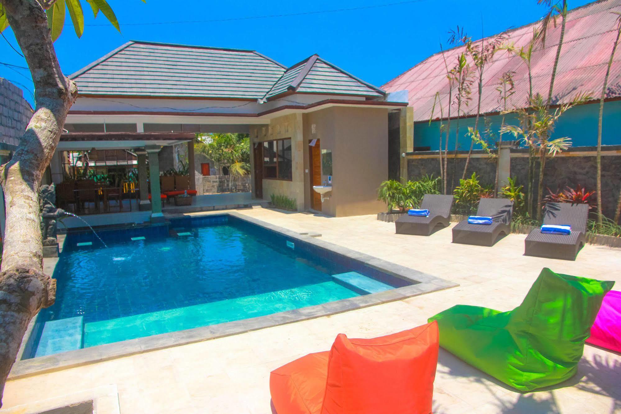 D'Camel Hotel Lembongan Exteriör bild